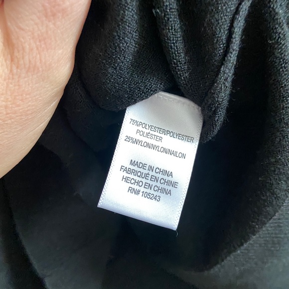 Nordstrom Classic Black V-neck Sweater - Picture 3 of 4